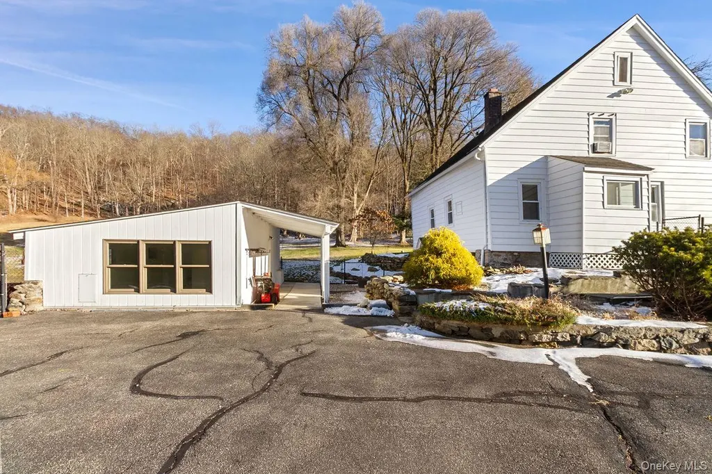 20 Abbeyfield Lane Brewster NY 10509