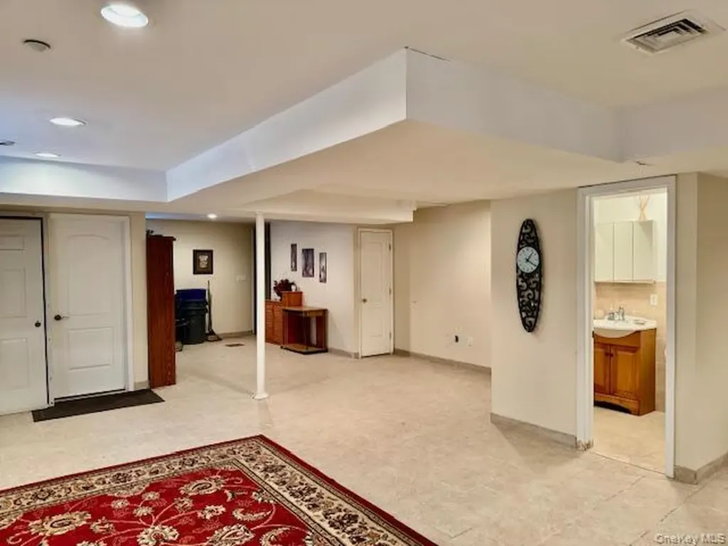60-28 60th Place Maspeth NY 11378
