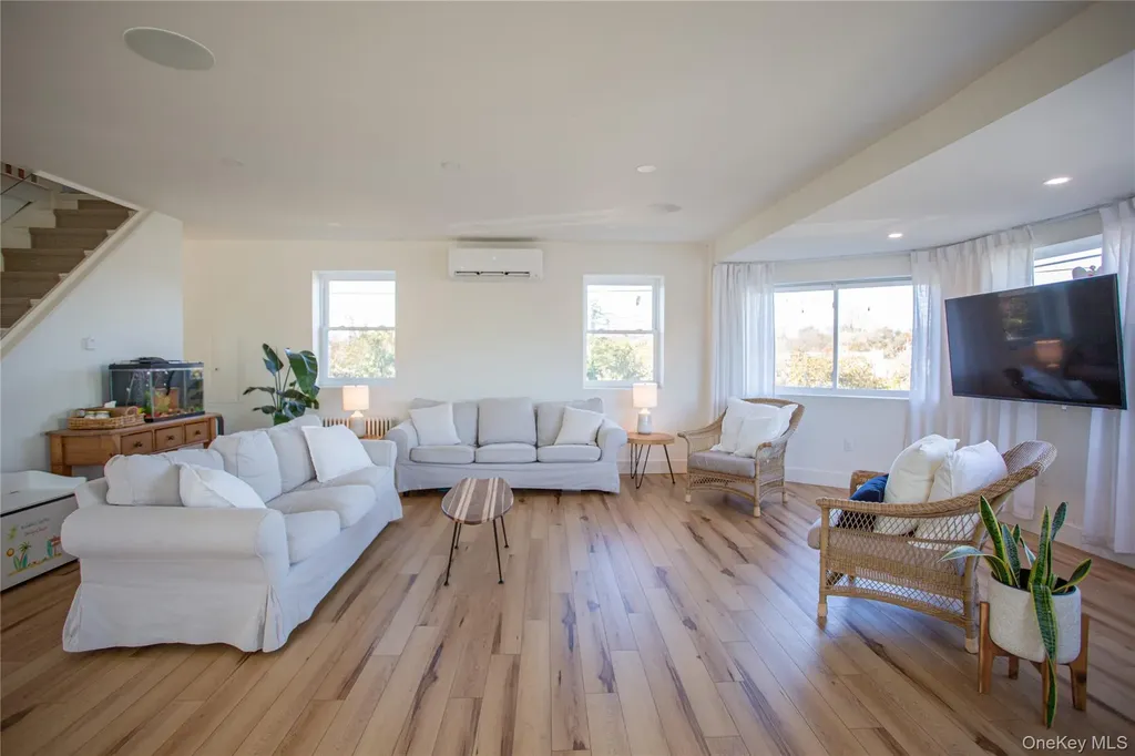 2175 Bay Boulevard Atlantic Beach NY 11509