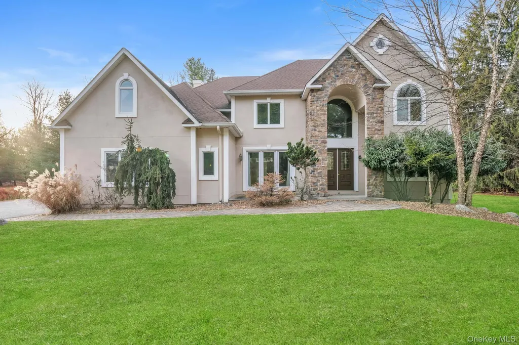 7 Hampton Road Airmont NY 10901