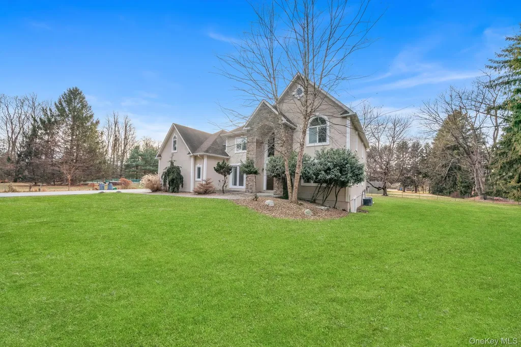 7 Hampton Road Airmont NY 10901