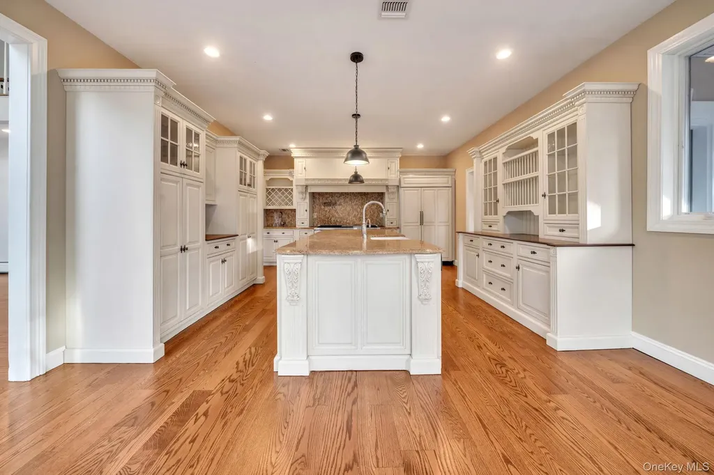 7 Hampton Road Airmont NY 10901