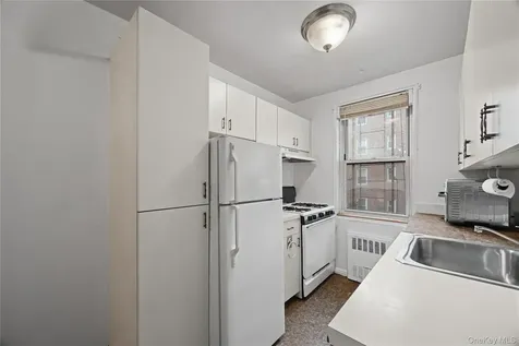 480 Riverdale Yonkers NY 10705