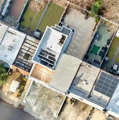 2044 26th Street Astoria NY 11105