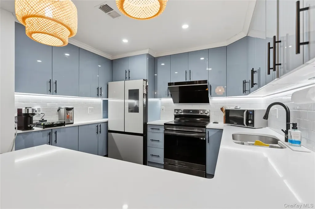 93 Estate Drive Jericho NY 11753