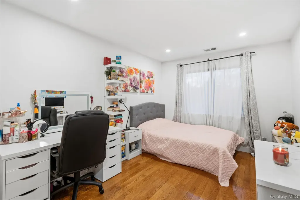 93 Estate Drive Jericho NY 11753