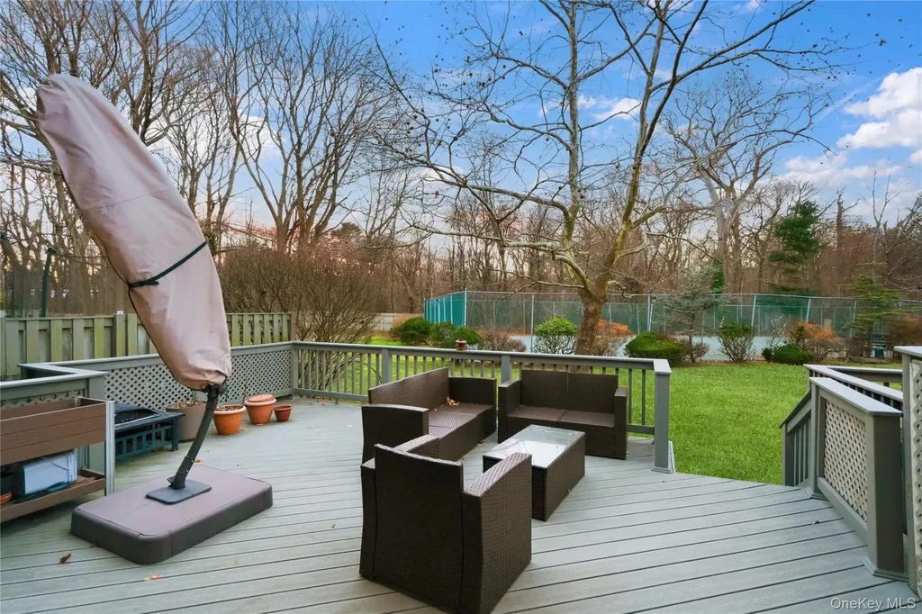 93 Estate Drive Jericho NY 11753