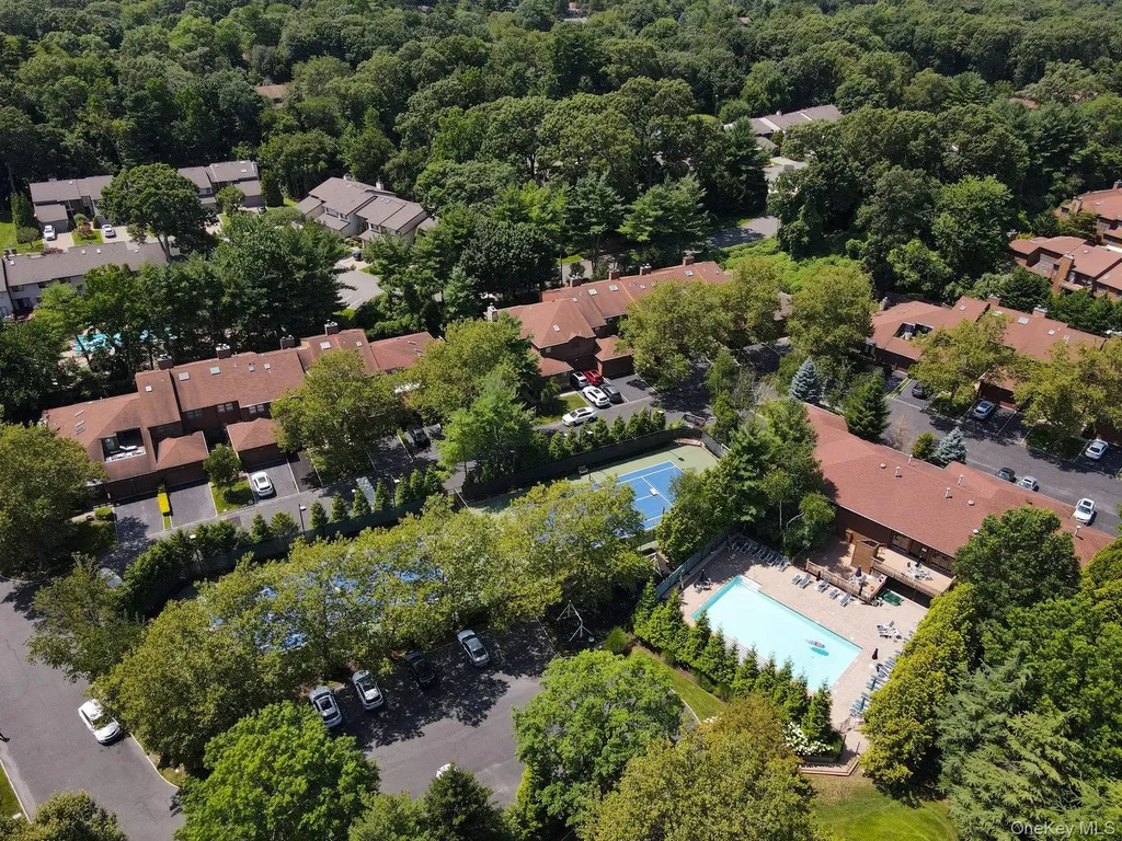 93 Estate Drive Jericho NY 11753