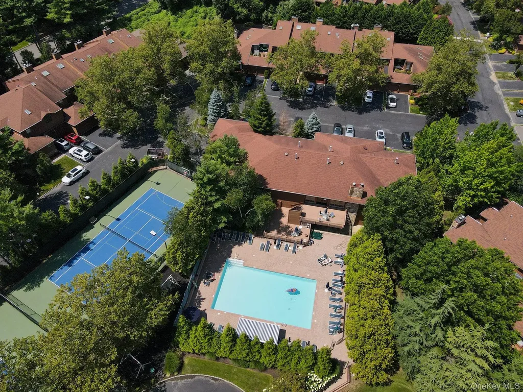 93 Estate Drive Jericho NY 11753
