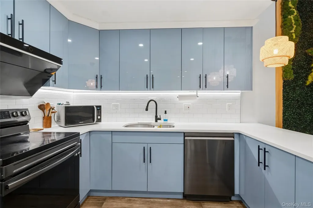 93 Estate Drive Jericho NY 11753