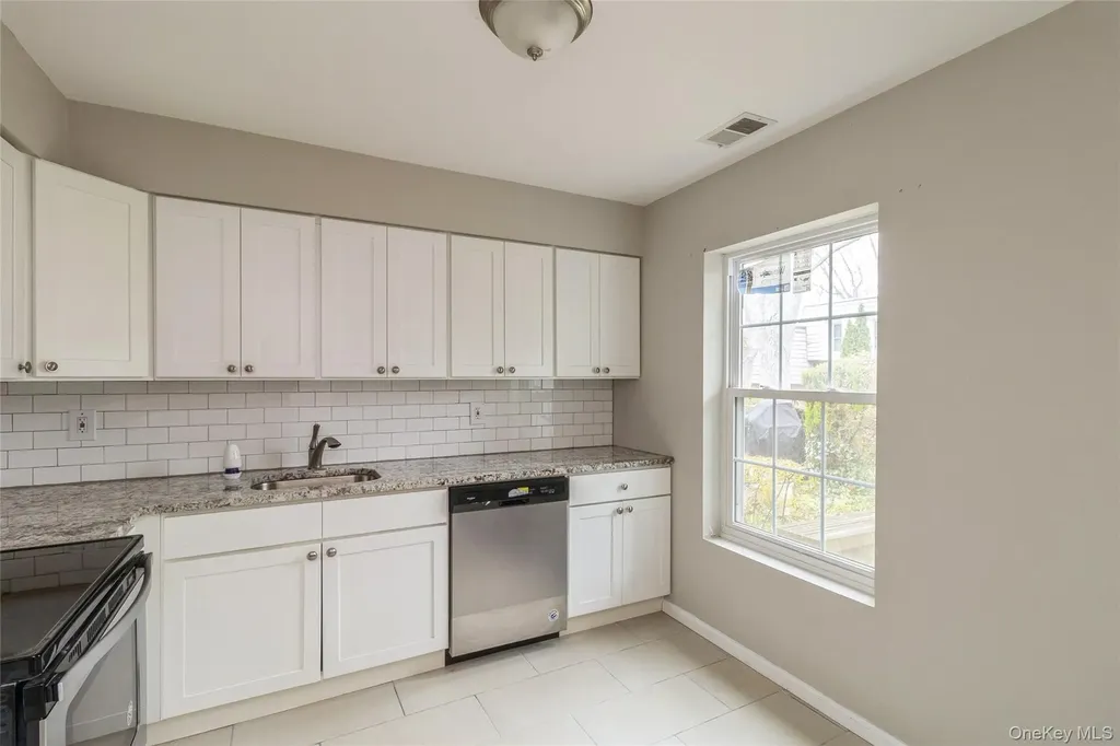 655 Middle Country Road Coram NY 11727