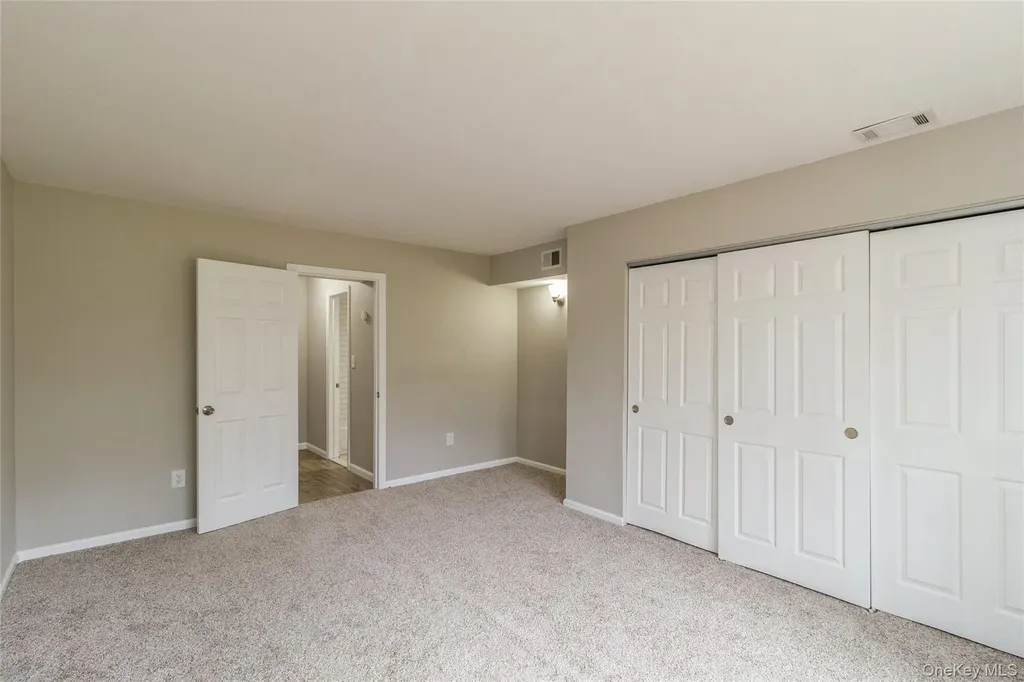 655 Middle Country Road Coram NY 11727