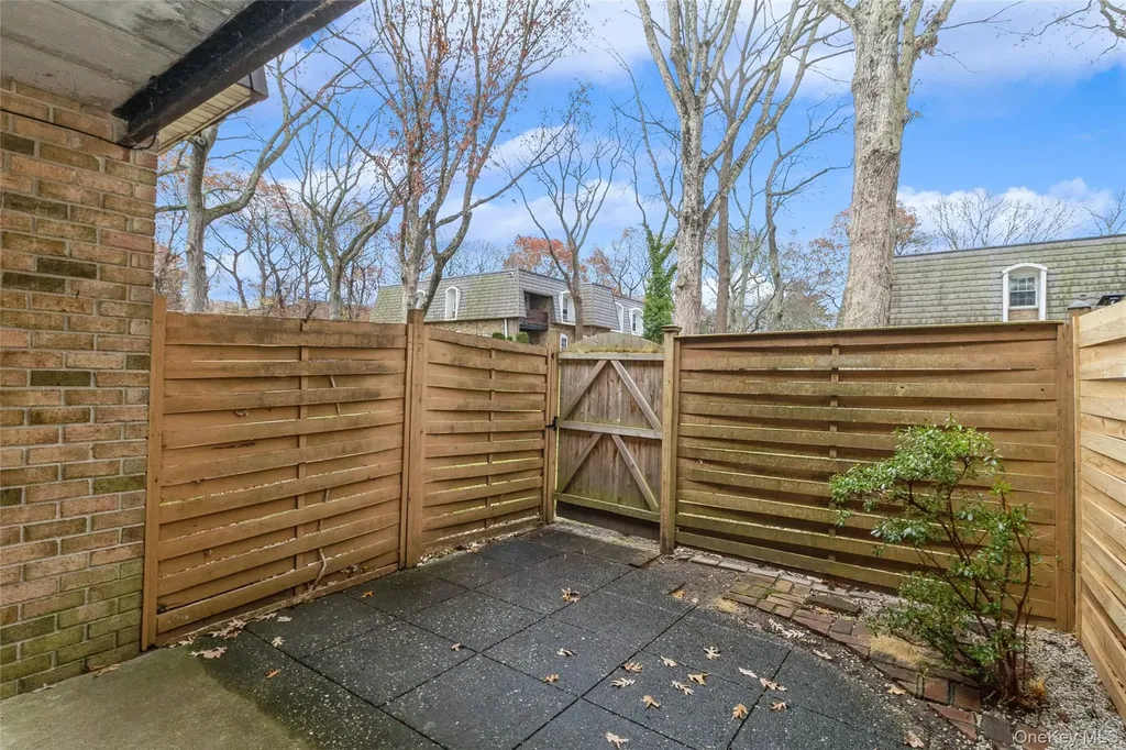 655 Middle Country Road Coram NY 11727