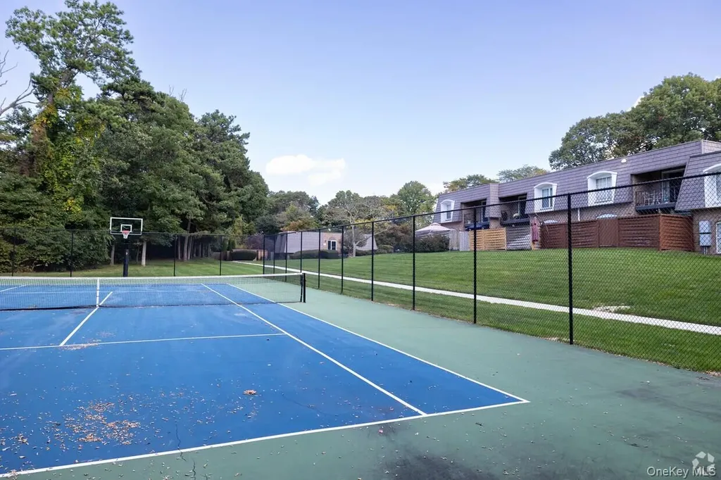 655 Middle Country Road Coram NY 11727