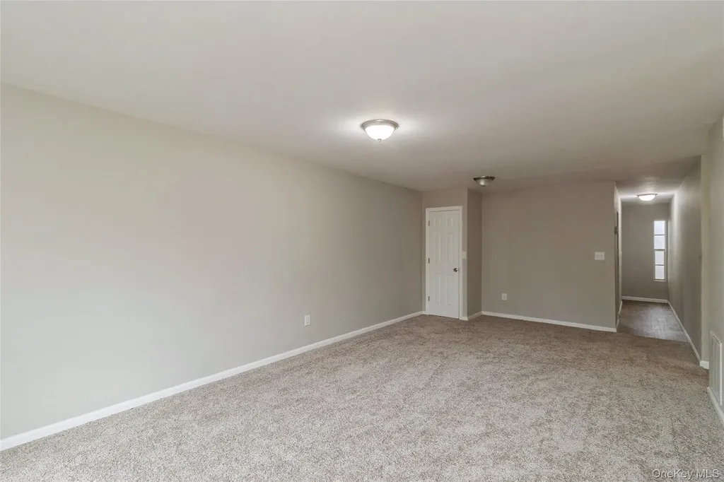 655 Middle Country Road Coram NY 11727
