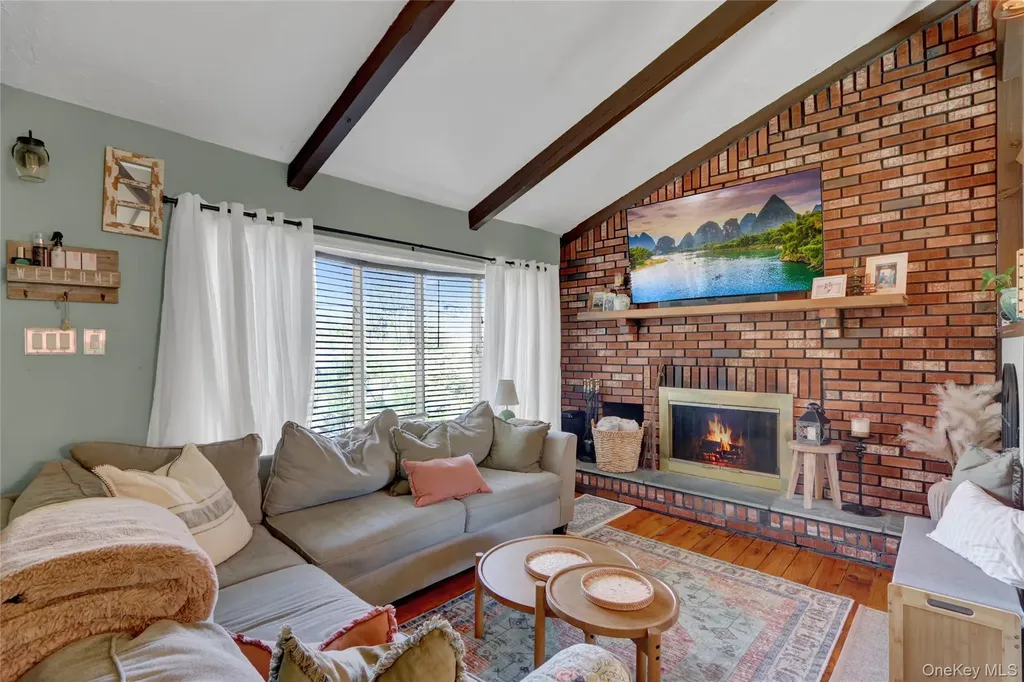 25 Zenith Road Rocky Point NY 11778
