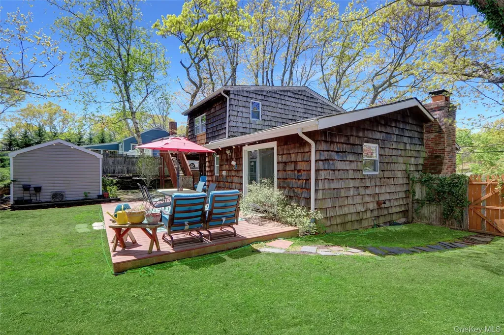 25 Zenith Road Rocky Point NY 11778