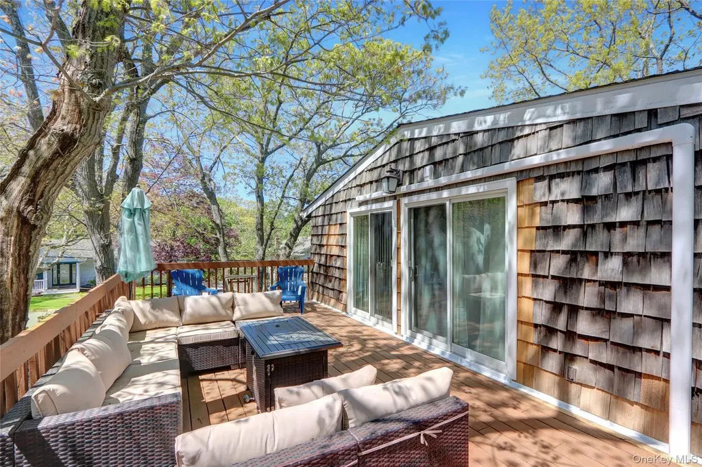 25 Zenith Road Rocky Point NY 11778