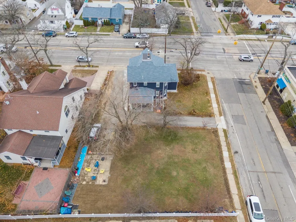 41 Atlantic Avenue Freeport NY 11520
