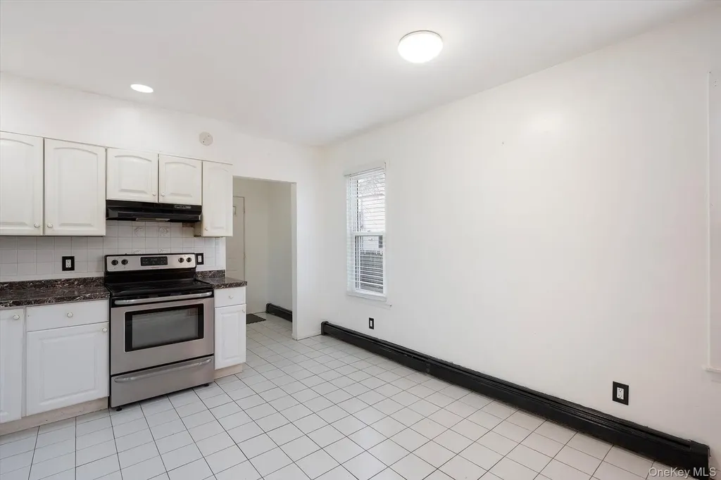 41 Atlantic Avenue Freeport NY 11520