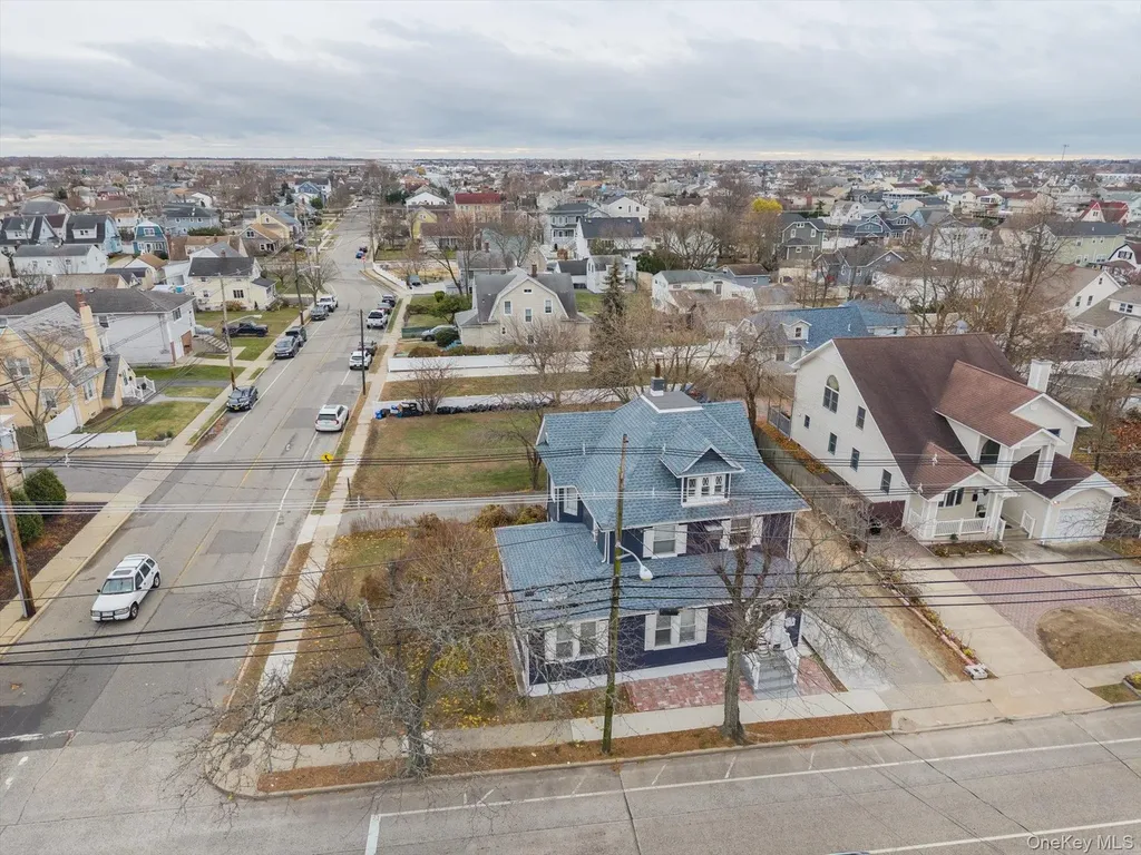 41 Atlantic Avenue Freeport NY 11520