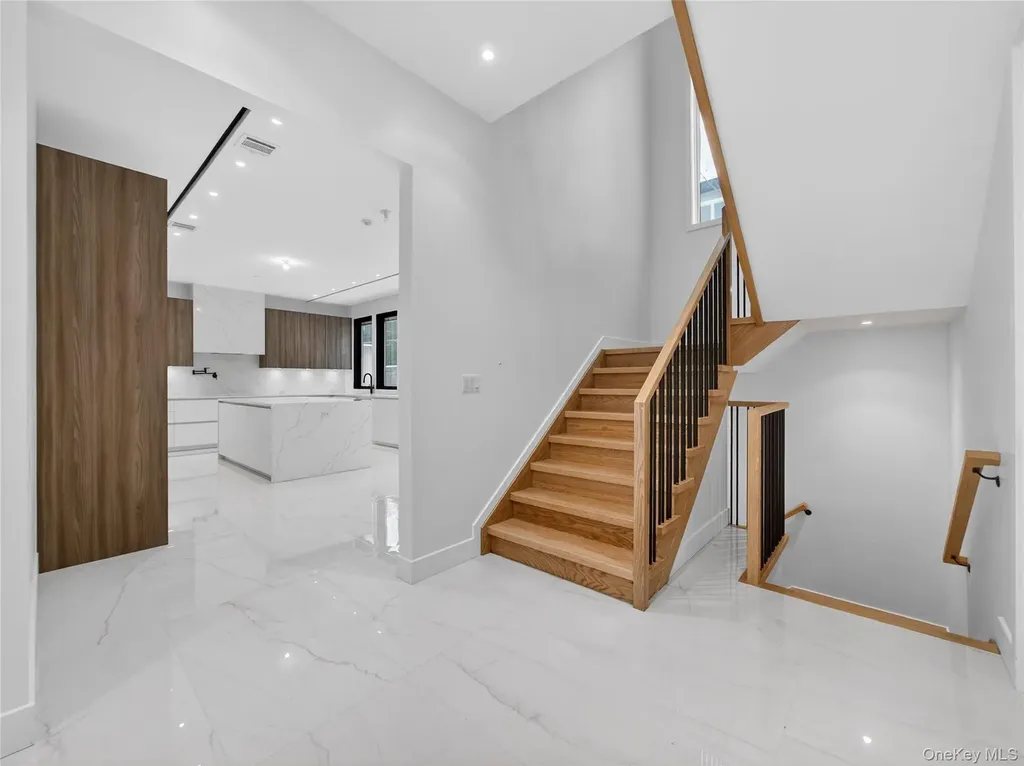 13 Elener Lane Spring Valley NY 10977