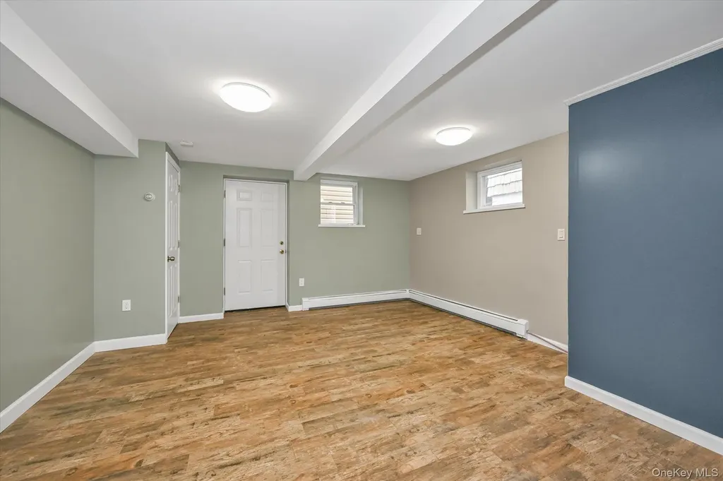6439 58th Road Maspeth NY 11378