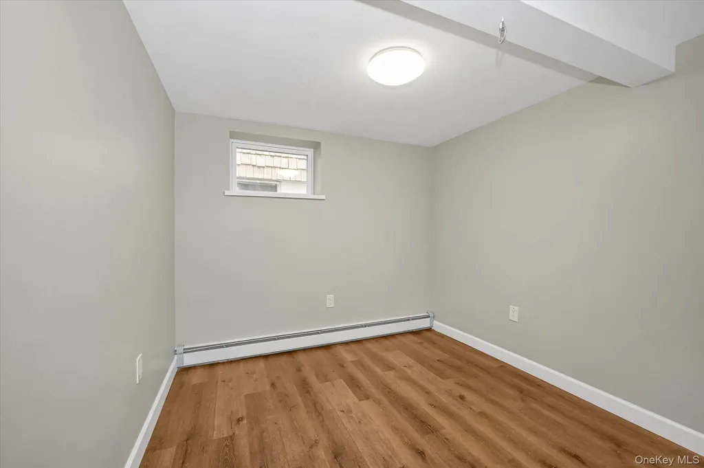 6439 58th Road Maspeth NY 11378