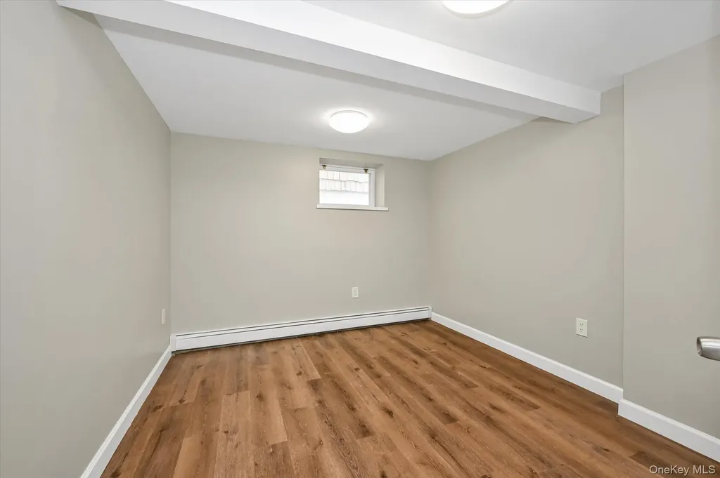 6439 58th Road Maspeth NY 11378