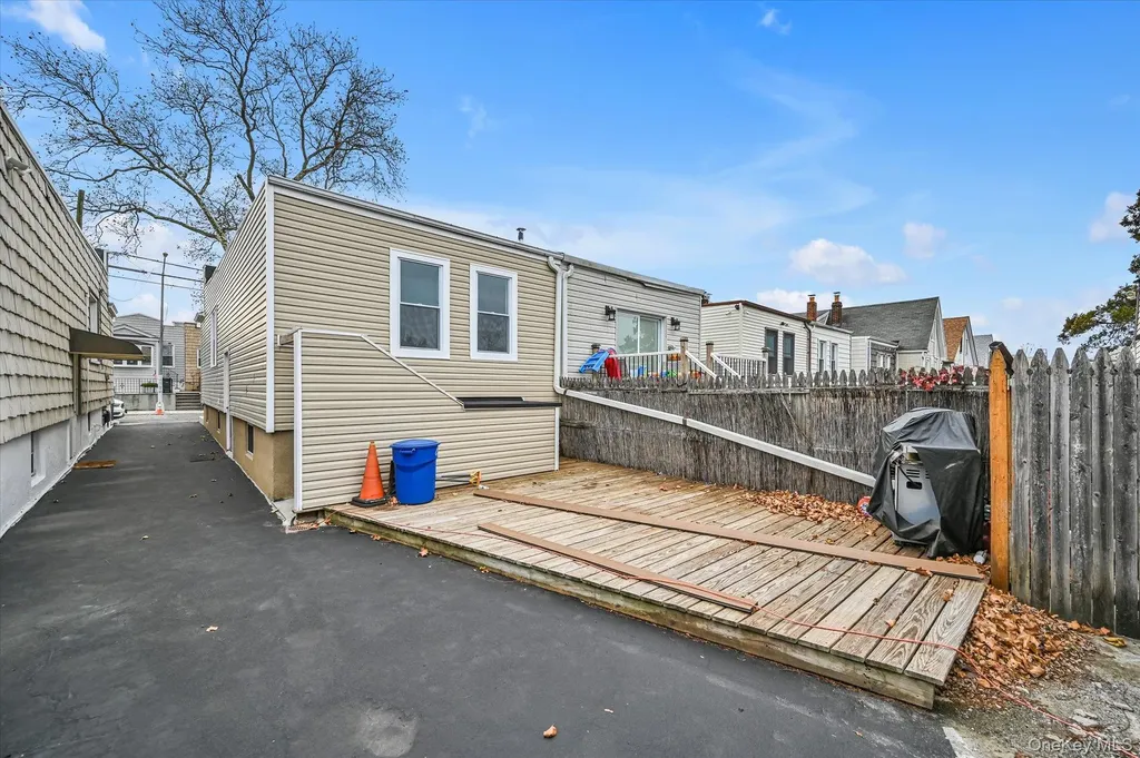 6439 58th Road Maspeth NY 11378