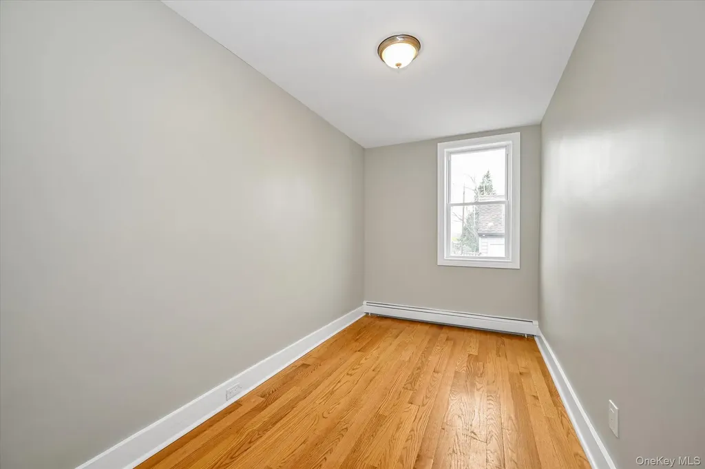 6439 58th Road Maspeth NY 11378