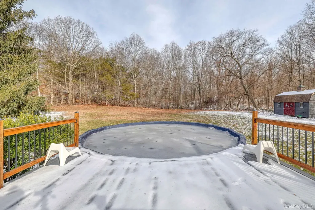 44 Cedar Pond Lane Chester NY 10918