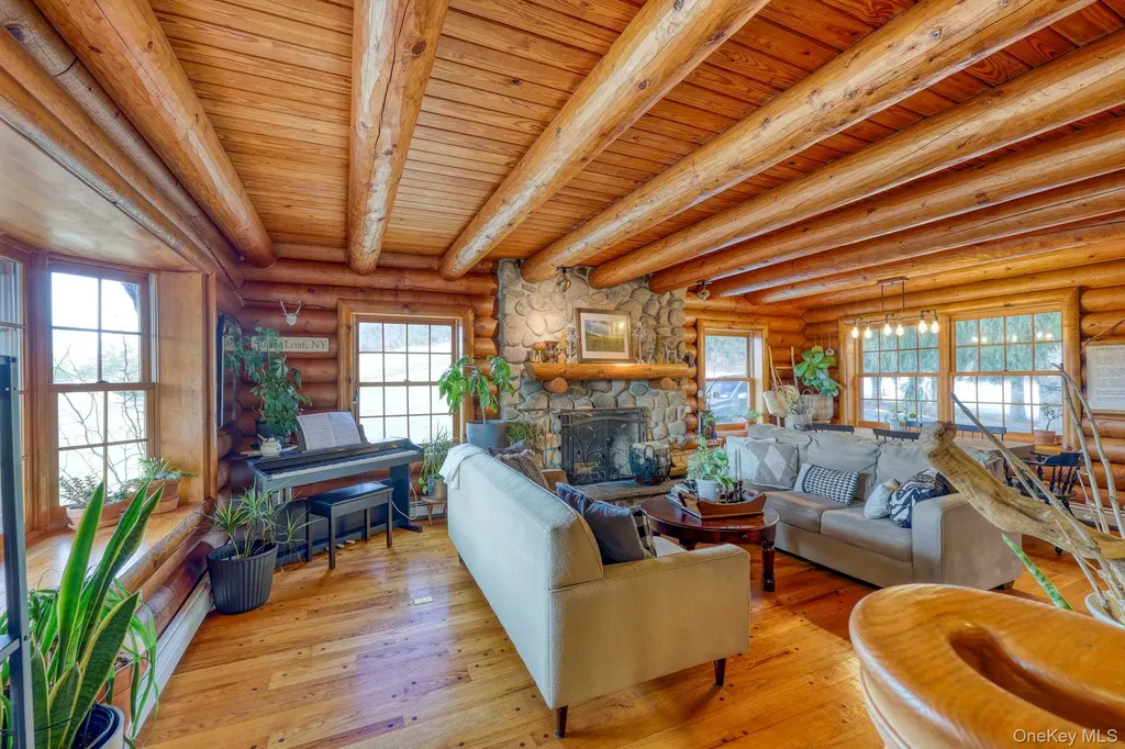44 Cedar Pond Lane Chester NY 10918