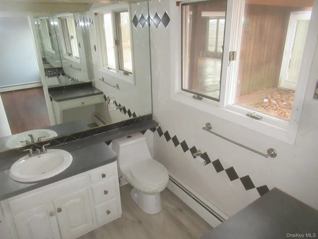 64 Hillside View Road Mahopac NY 10541