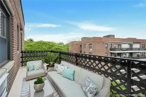620 Pelham Road New Rochelle NY 10805