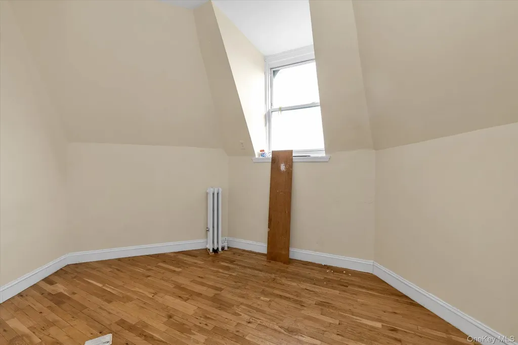 11-41 123 Street Bayside NY 11361