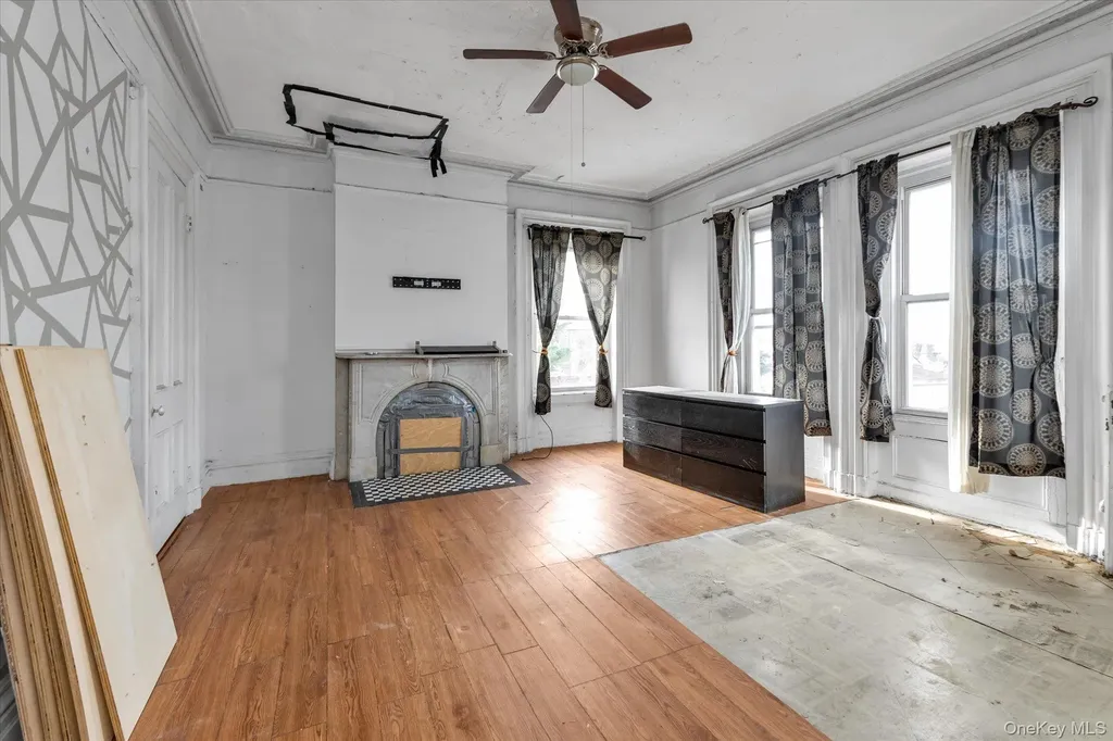 11-41 123 Street Bayside NY 11361