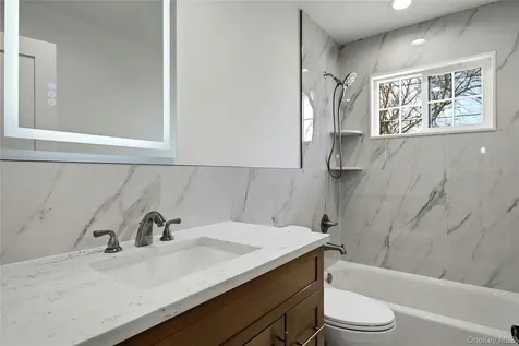 3380 Woodward Avenue Wantagh NY 11793