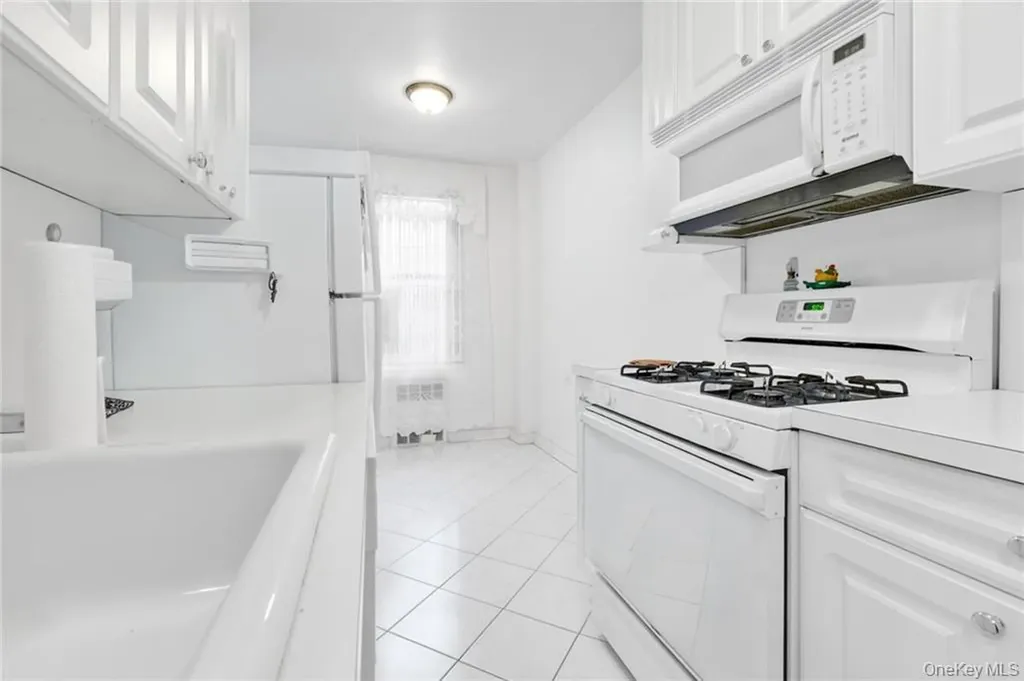 3101 Ocean Parkway Brooklyn NY 11235