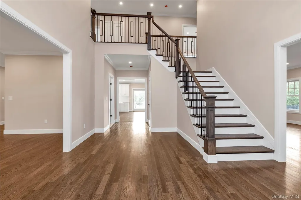 34 Calumet Drive Dix Hills NY 11746