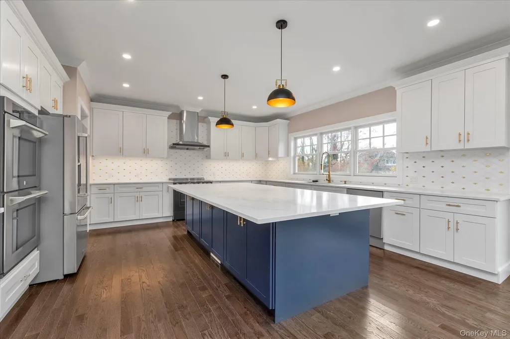 34 Calumet Drive Dix Hills NY 11746
