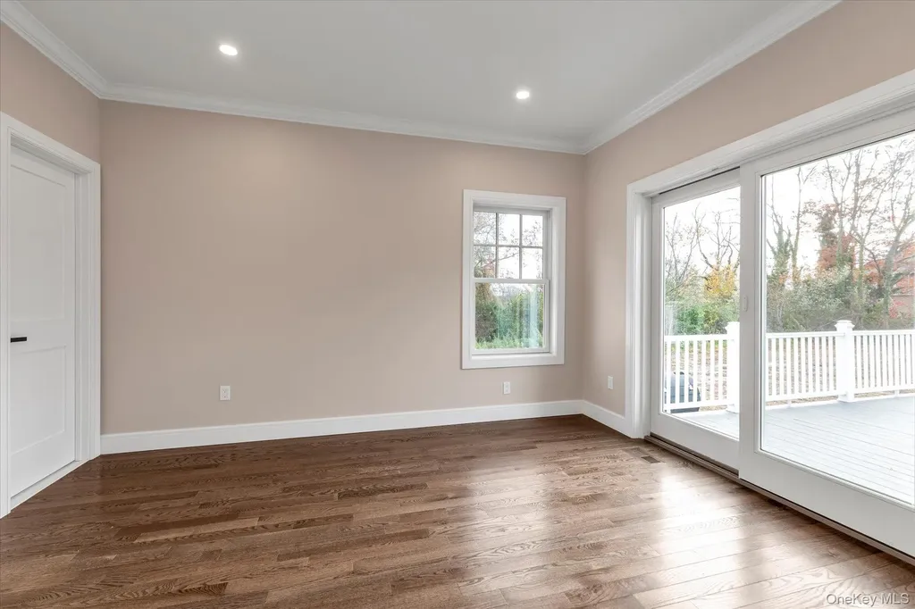 34 Calumet Drive Dix Hills NY 11746