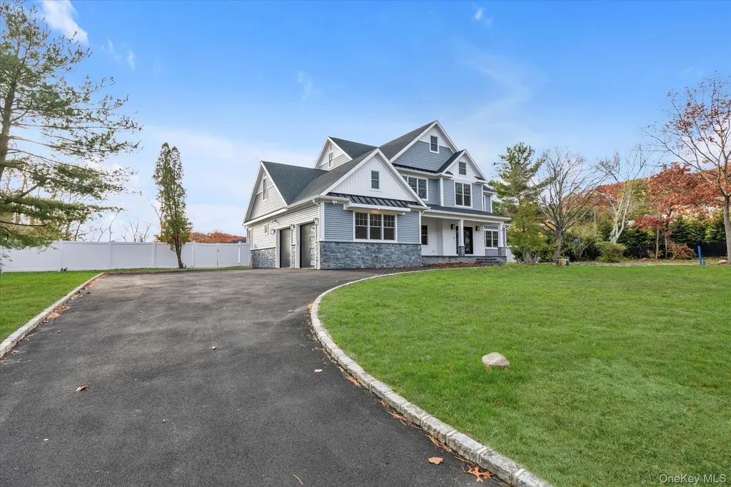 34 Calumet Drive Dix Hills NY 11746