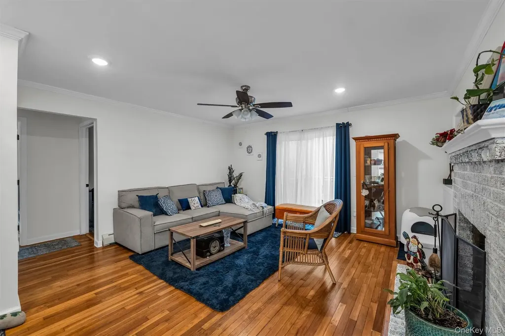 164 Donegan Avenue East Patchogue NY 11772