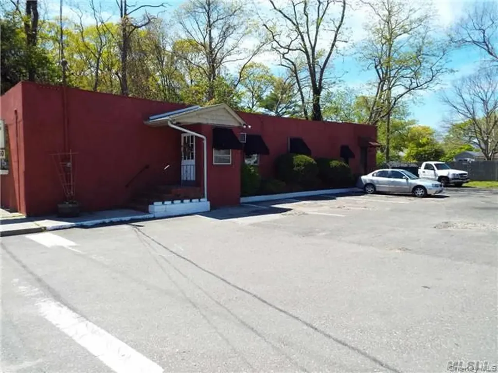 421 Commack Road Mastic Beach NY 11951