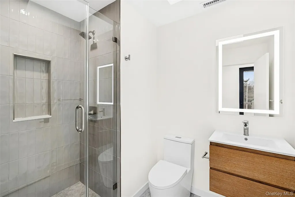 3 Shore Lane Westhampton NY 11977