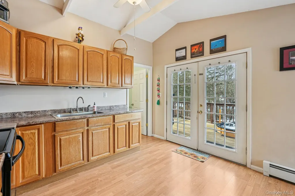 252 East Drive Walden NY 12586