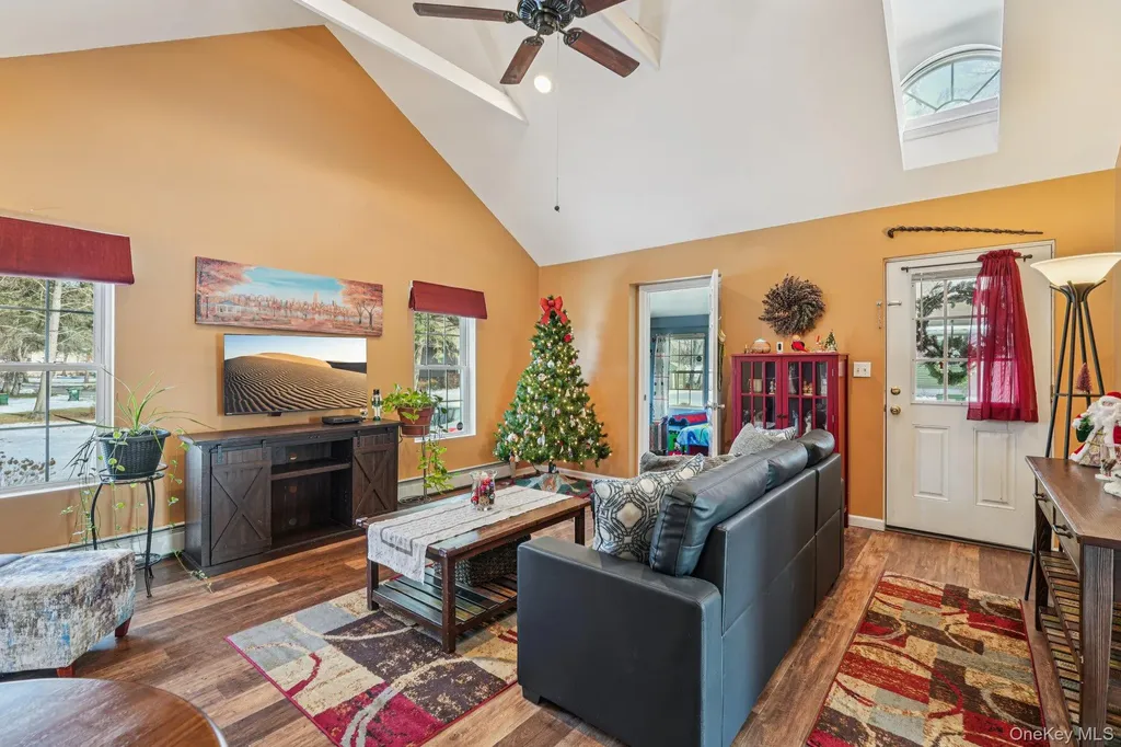 252 East Drive Walden NY 12586