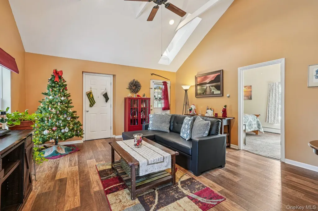 252 East Drive Walden NY 12586