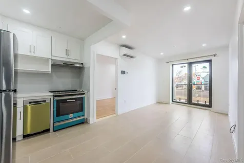 165-02 Sanford Avenue Flushing NY 11358